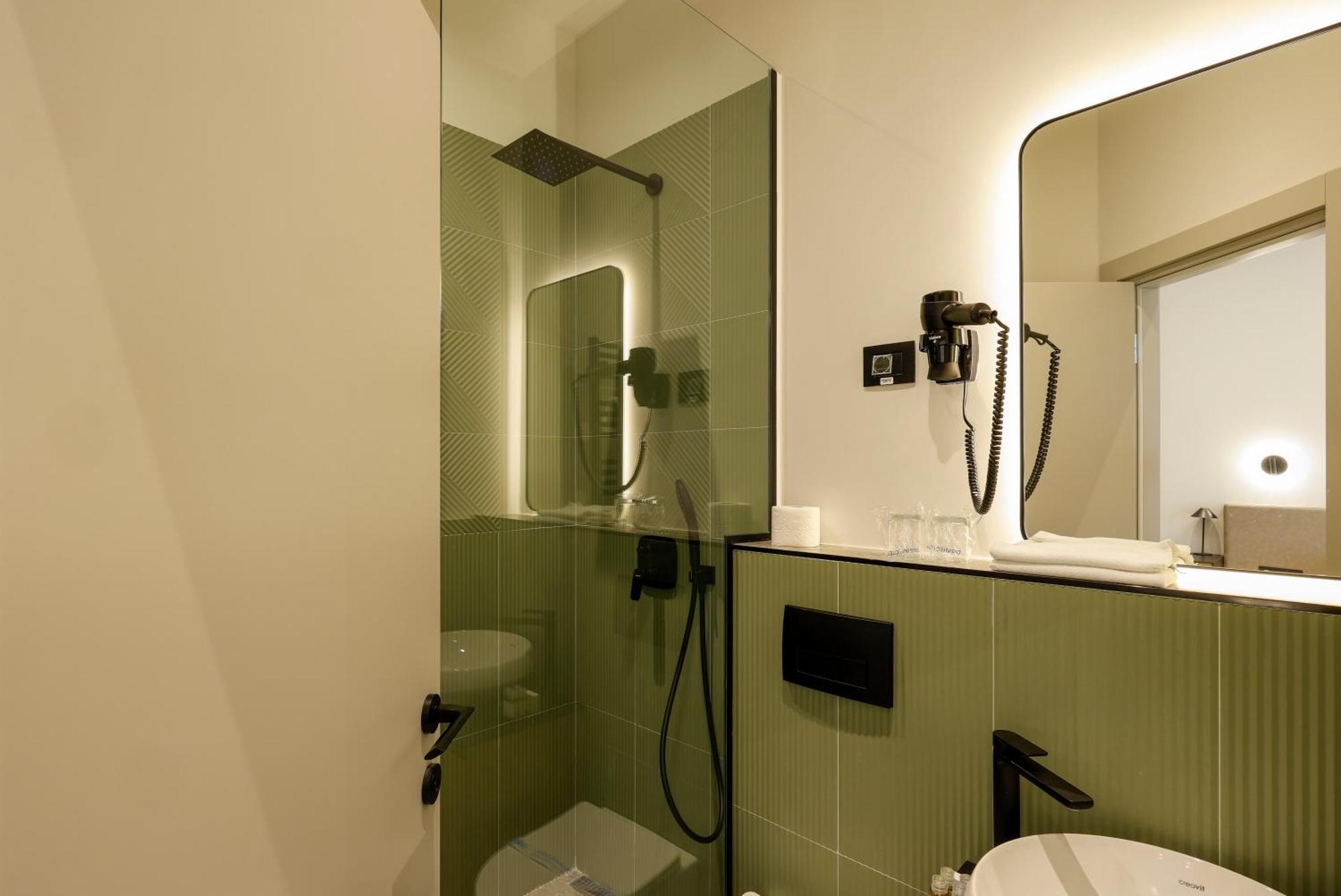 Hop Inn Rooms & Suites Belgrado Exterior foto