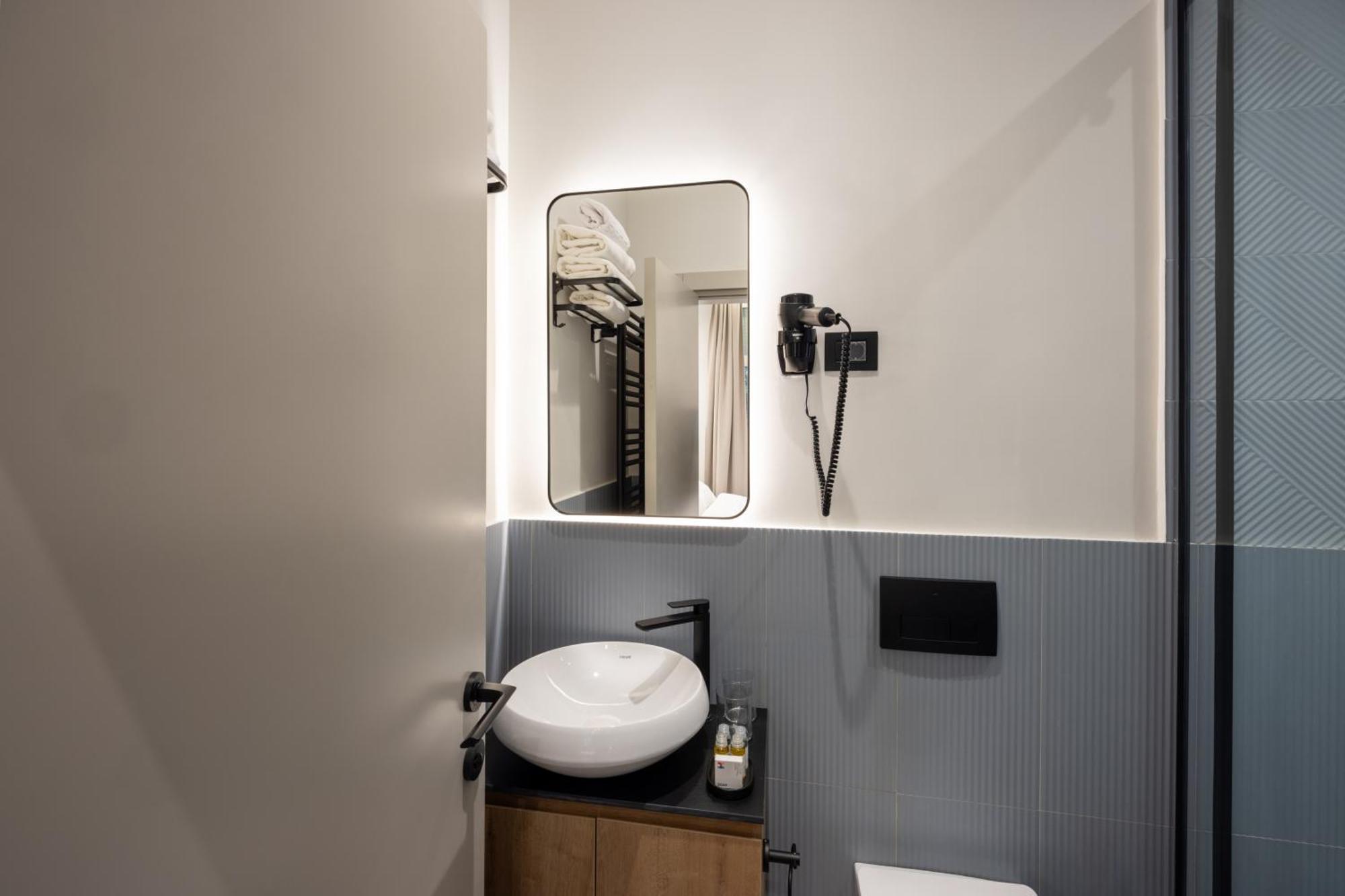 Hop Inn Rooms & Suites Belgrado Exterior foto